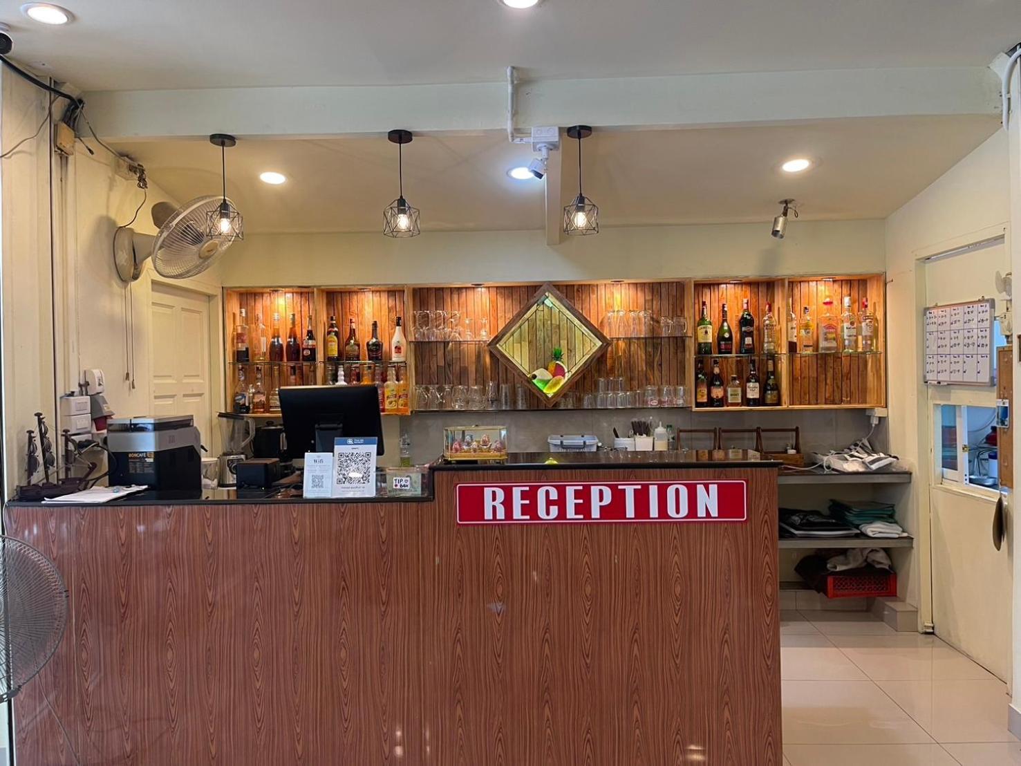 Malee Guesthouse And Restaurant Pattaya Εξωτερικό φωτογραφία