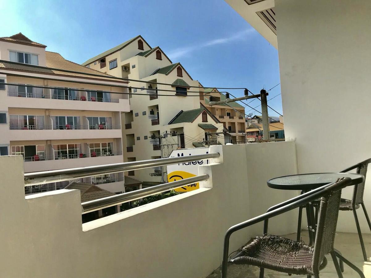Malee Guesthouse And Restaurant Pattaya Εξωτερικό φωτογραφία