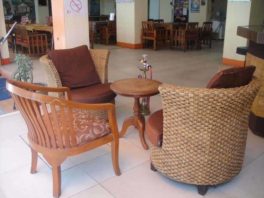 Malee Guesthouse And Restaurant Pattaya Εξωτερικό φωτογραφία